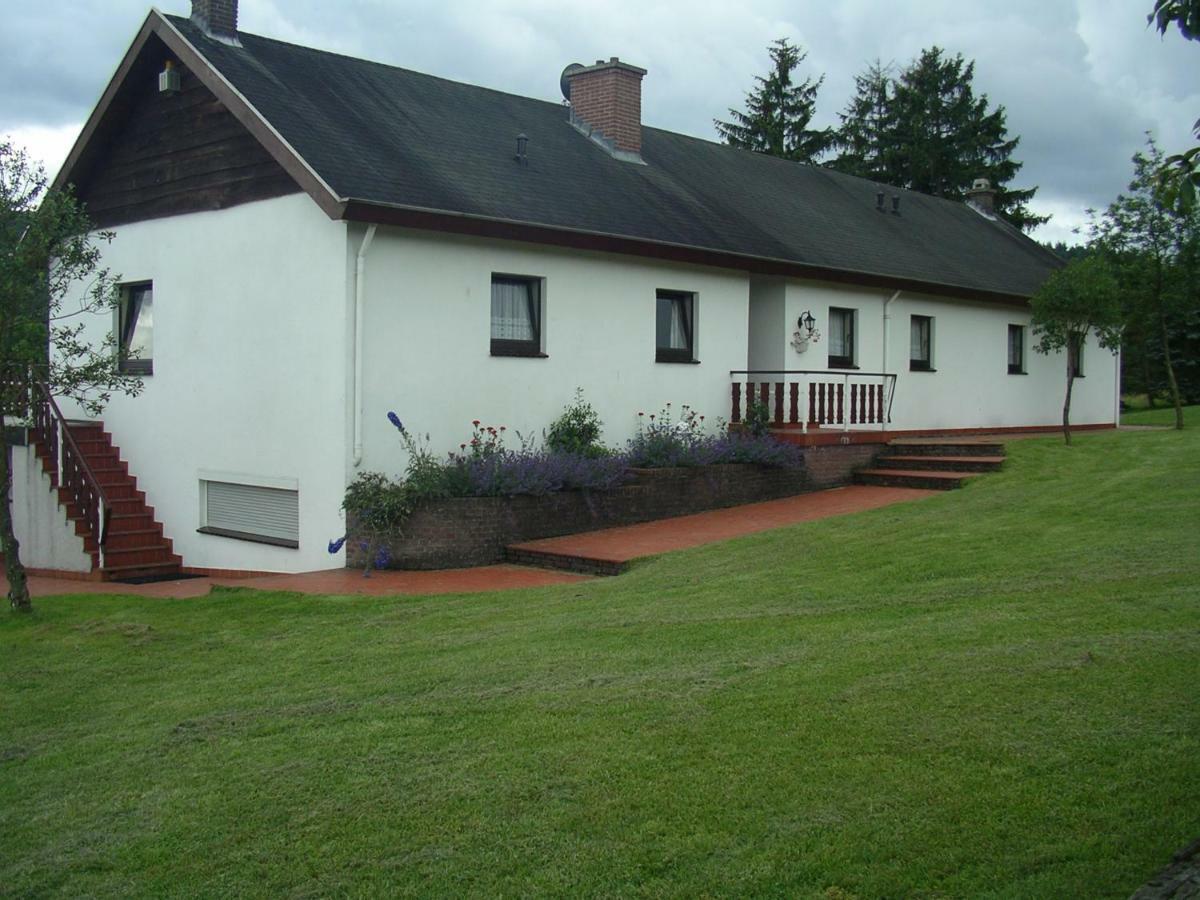Appt. Aeischer Wilwerwiltz Exterior photo