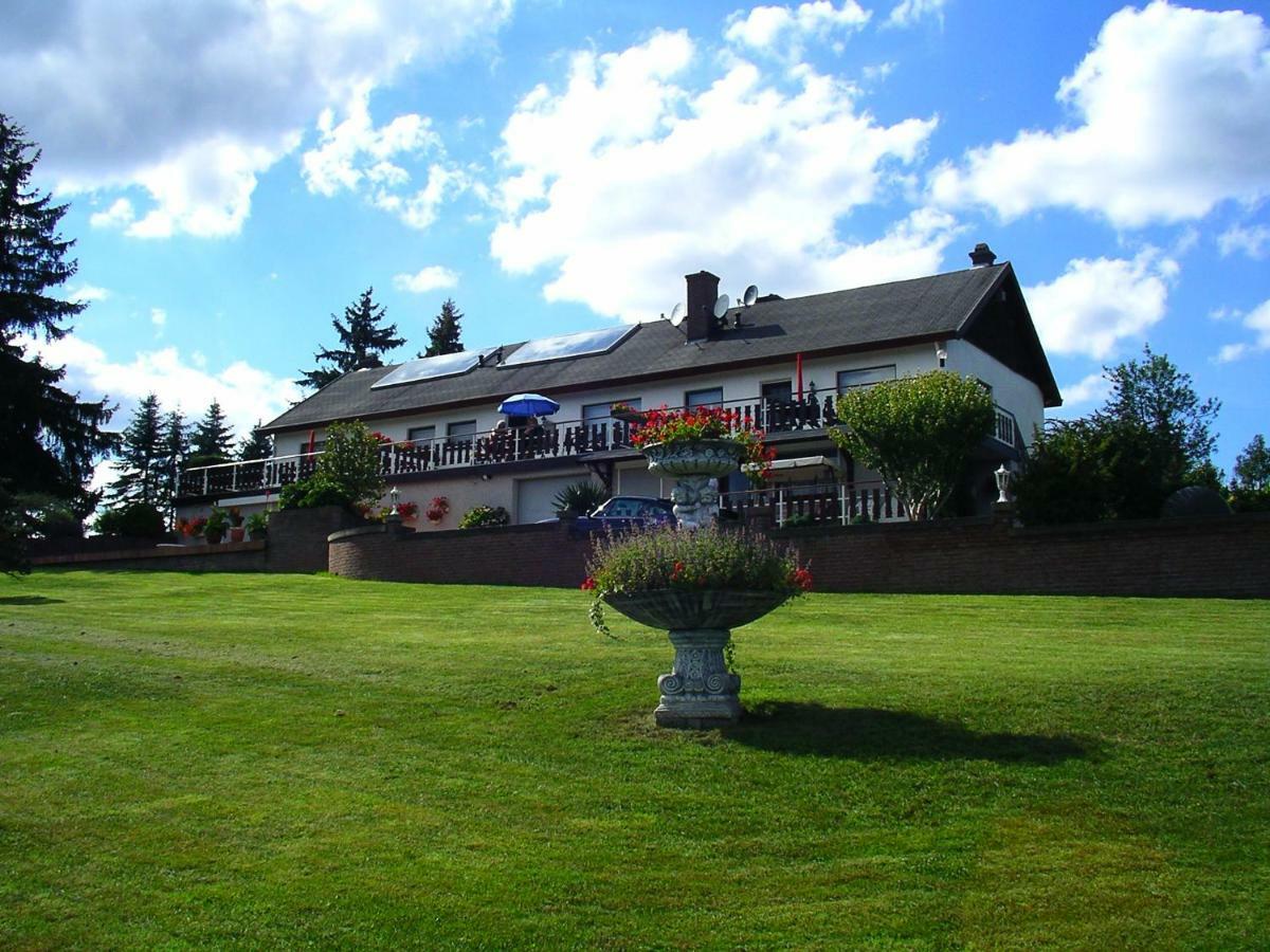 Appt. Aeischer Wilwerwiltz Exterior photo
